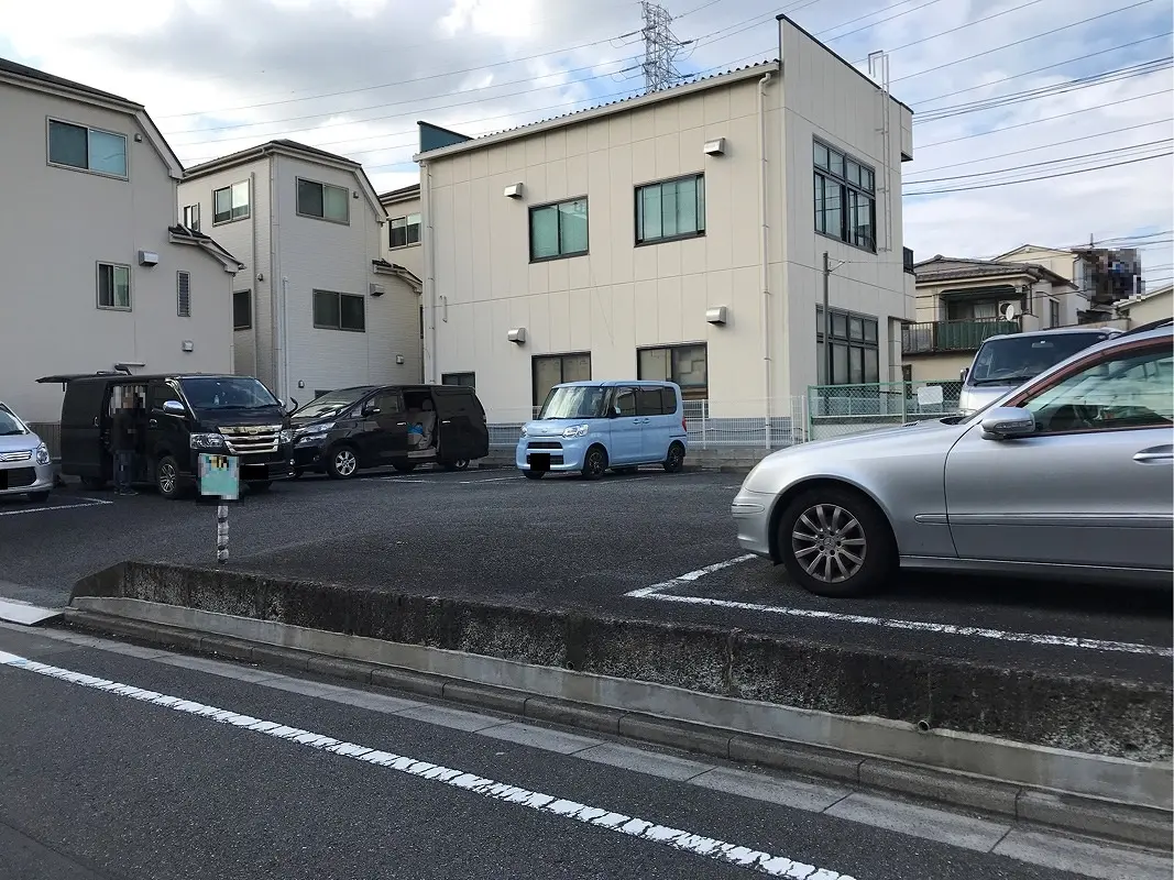 板橋区新河岸１丁目　月極駐車場